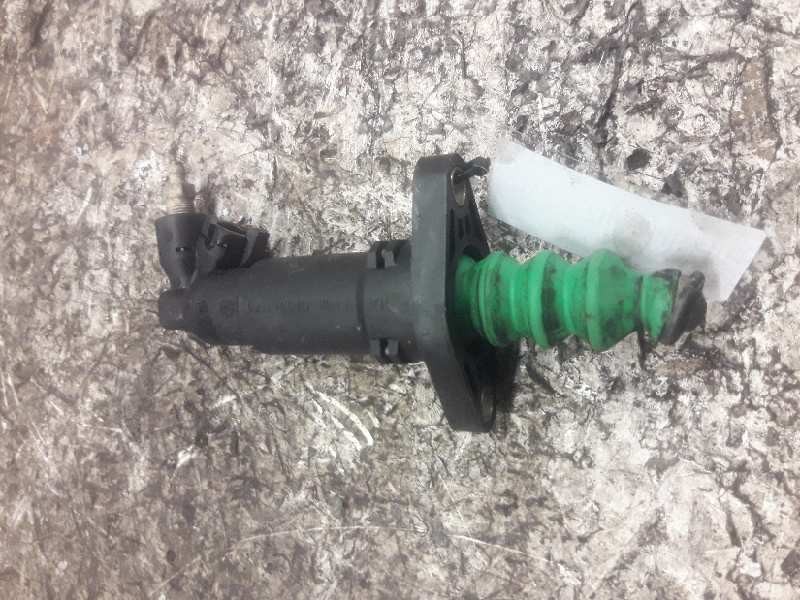 Recambio de bombin embrague para volkswagen t4 transporter/furgoneta (mod. 1991) combi referencia OEM IAM 1J0721261D  