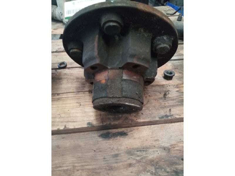 Recambio de buje delantero para renault maxity fg 130.35/45 referencia OEM IAM   