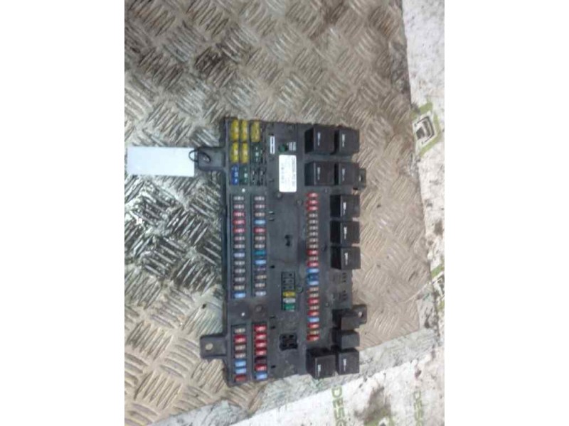 Recambio de caja reles / fusibles para volvo fh xxx fsa 4x2 low corto referencia OEM IAM   