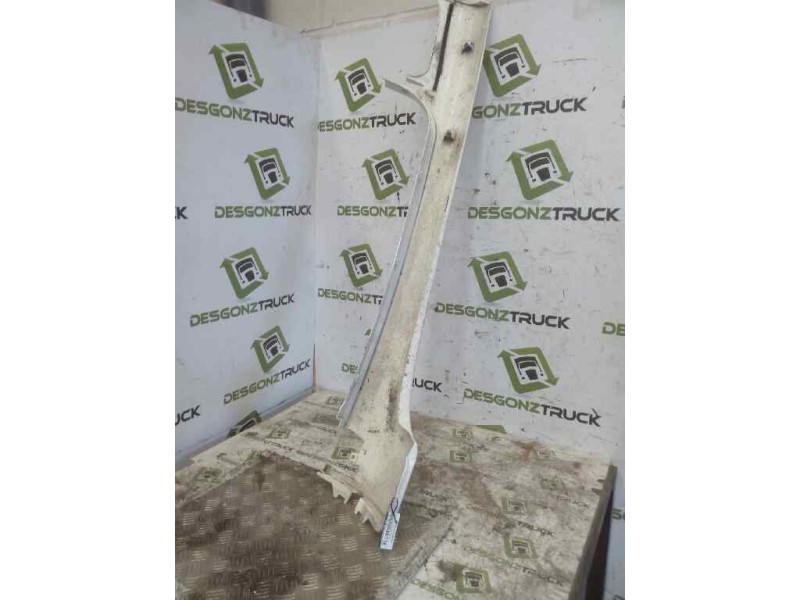 Recambio de moldura luna delantera para man tgx 18.xxx fg / 4x2 bl xl referencia OEM IAM IZQUIERDA  