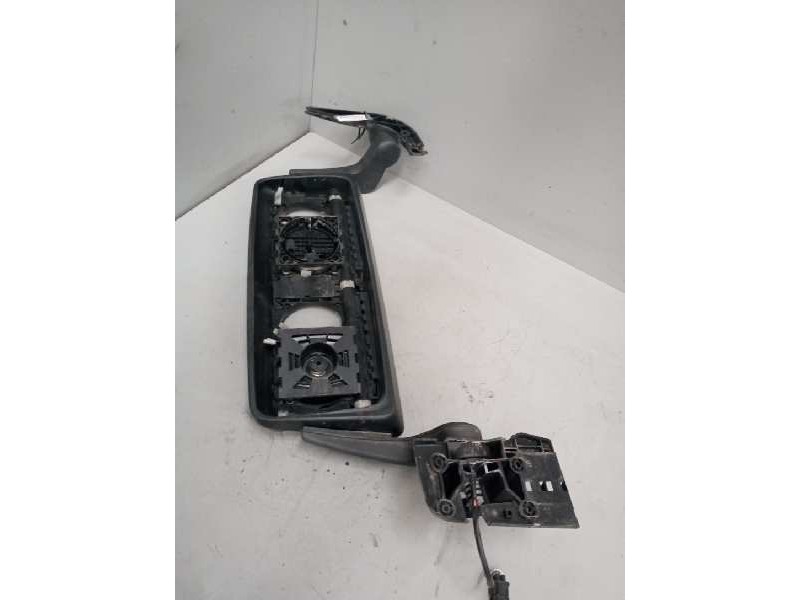 Recambio de retrovisor izquierdo para man tgx 18.xxx fg / 4x2 bl xl referencia OEM IAM   