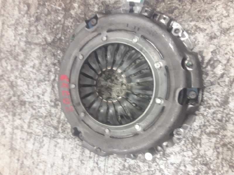 Recambio de kit embrague para renault master combi desde ´98 2.5 diesel referencia OEM IAM 8200900112  