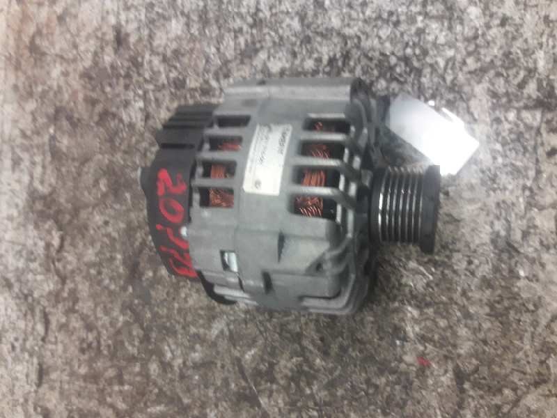 Recambio de alternador para renault master combi desde ´98 2.5 diesel referencia OEM IAM 8EL011710561 SG12B071 