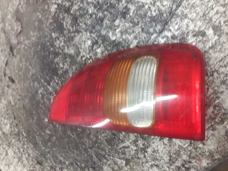 Recambio de piloto trasero derecho para opel corsa b edition 2000 referencia OEM IAM   