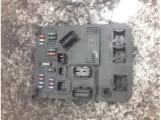 Recambio de caja reles / fusibles para peugeot 206 berlina e-music referencia OEM IAM 9653667680 S118085220E 