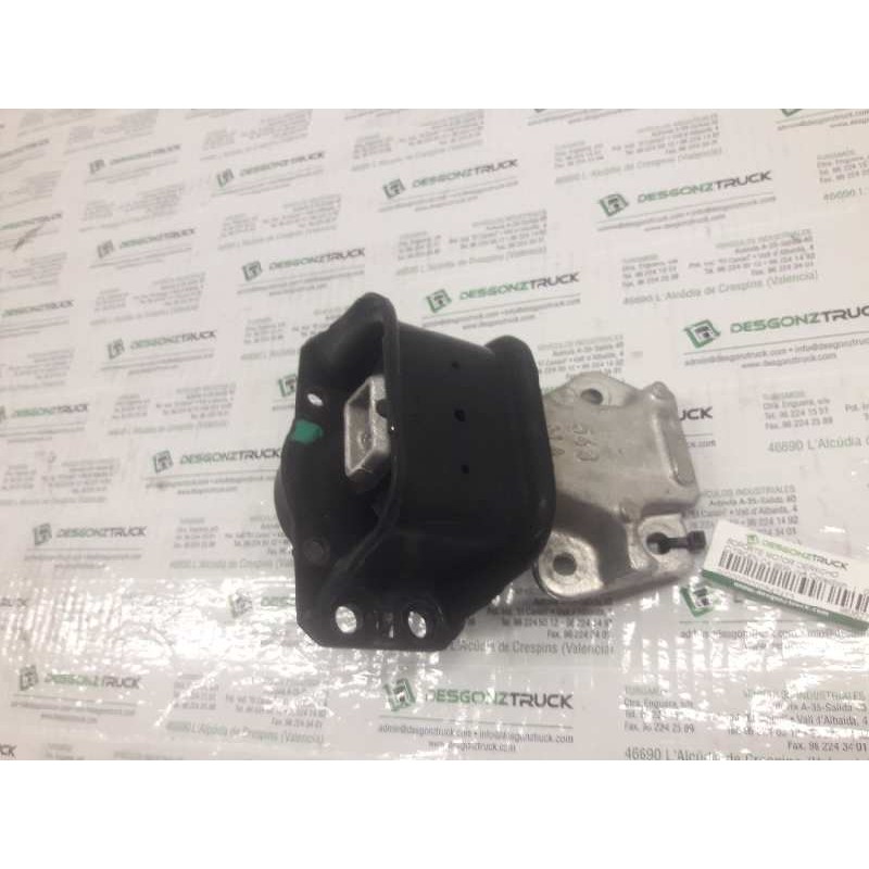 Recambio de soporte motor derecho para citroen c4 berlina collection referencia OEM IAM 9636270080 9636583980 9636845880