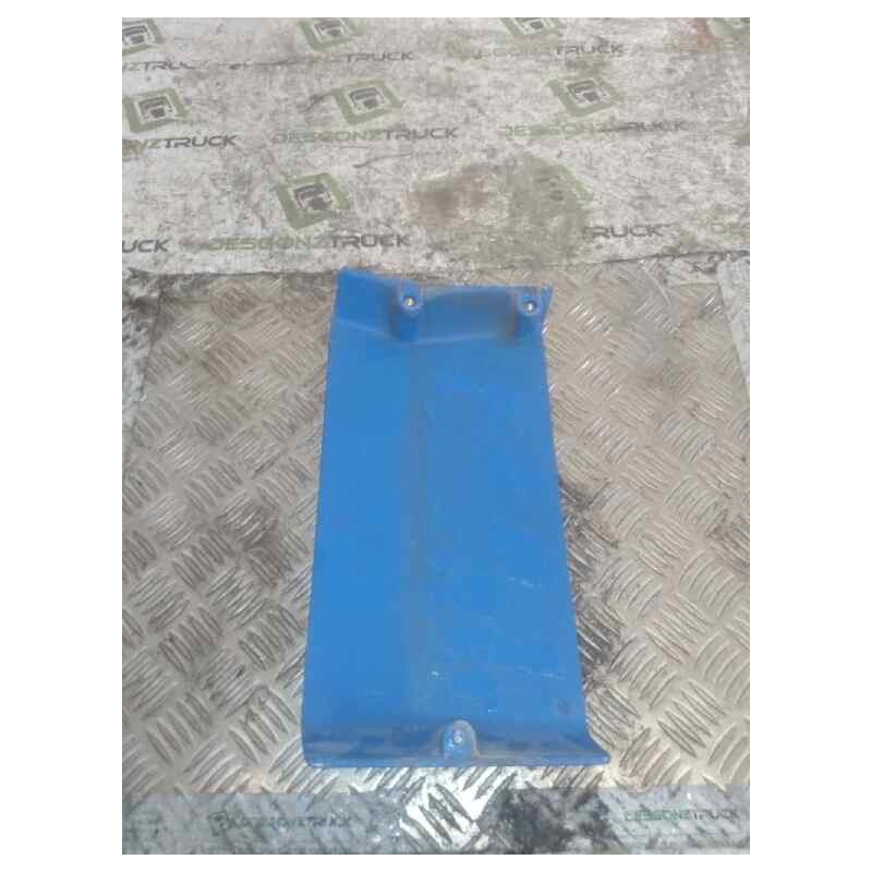 Recambio de deflector derecho para iveco serie m fgfe (145-17) 130 kw larga distancia referencia OEM IAM   