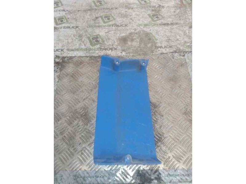 Recambio de deflector derecho para iveco serie m fgfe (145-17) 130 kw larga distancia referencia OEM IAM   