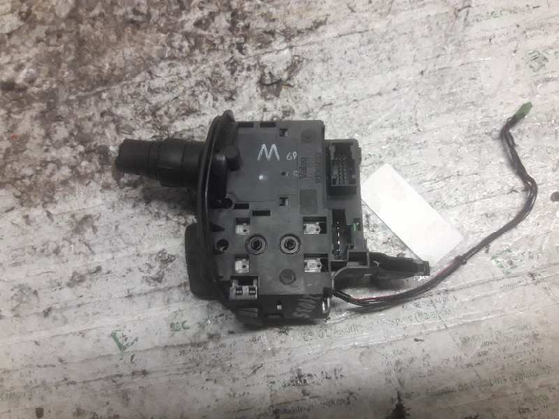 Recambio de mando limpia para renault scenic ii emotion referencia OEM IAM  18/6 PINS 