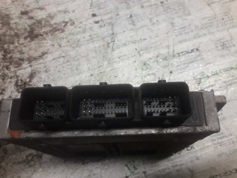 Recambio de centralita motor uce para citroen saxo 1.4 sx referencia OEM IAM 9646988980 9646184980 