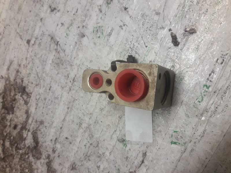 Recambio de valvula expansion para seat leon (1m1) signo referencia OEM IAM 662975A 52196590 