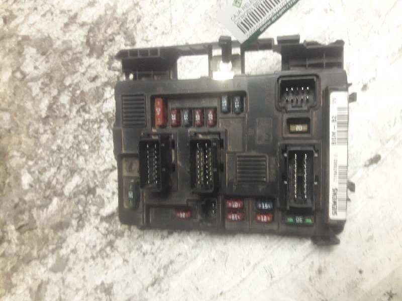 Recambio de caja reles / fusibles para citroen berlingo referencia OEM IAM 9643498980 T118470002E BSM