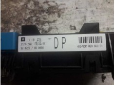 Recambio de caja reles / fusibles para opel astra h ber. cosmo referencia OEM IAM 13181278 5DK00866931  2