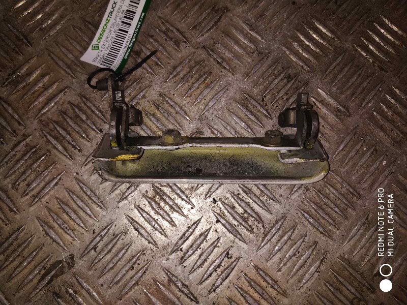 Recambio de maneta exterior delantera derecha para nissan trucks l80.09 l80-88 referencia OEM IAM   