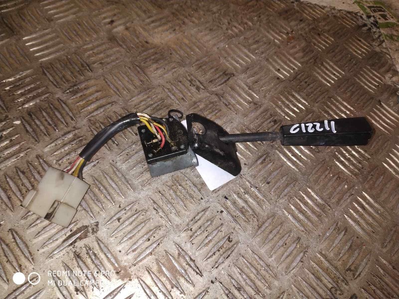 Recambio de mando limpia para nissan trucks l80.09 l80-88 referencia OEM IAM   