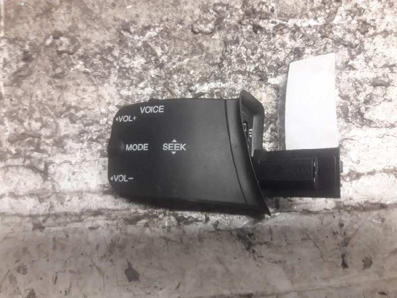 Recambio de mando volante para ford focus berlina (cap) ambiente (d) referencia OEM IAM 3M5T14K147BE 3 PINS 