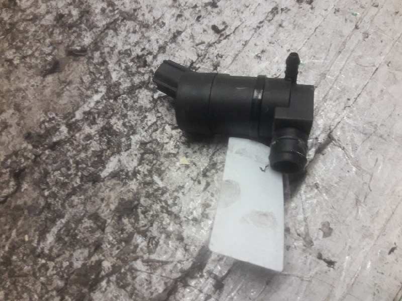 Recambio de bomba limpia para ford focus berlina (cap) ambiente (d) referencia OEM IAM  2 PINS 