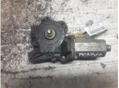 Recambio de motor elevalunas trasero izquierdo para ford mondeo berlina (gd) ambiente referencia OEM IAM 0130821680 2 PINS 