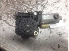 Recambio de motor elevalunas trasero izquierdo para ford mondeo berlina (gd) ambiente referencia OEM IAM 0130821680 2 PINS  2