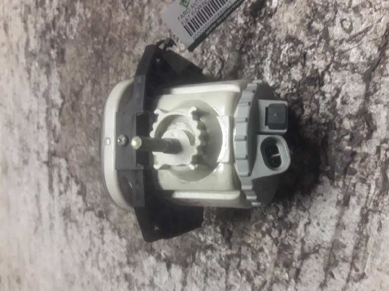 Recambio de faro antiniebla izquierdo para fiat fiorino referencia OEM IAM 01356651080 2 PINS 