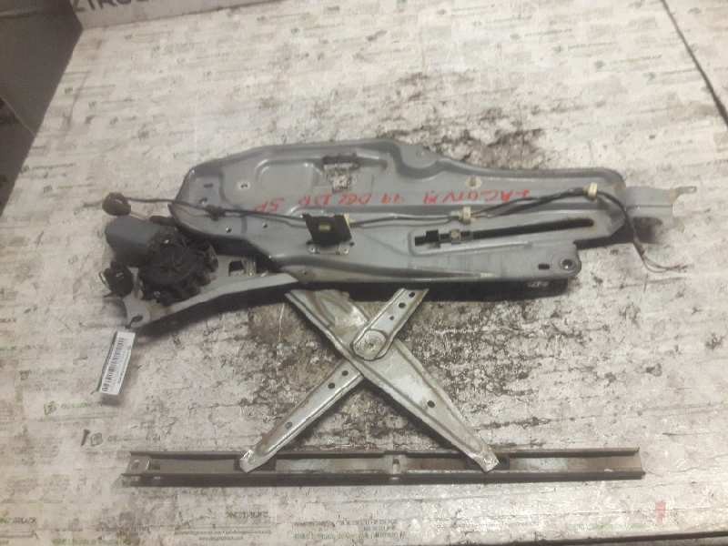 Recambio de elevalunas delantero derecho para renault laguna (b56) 1.9 dci rt referencia OEM IAM  2 PINS 