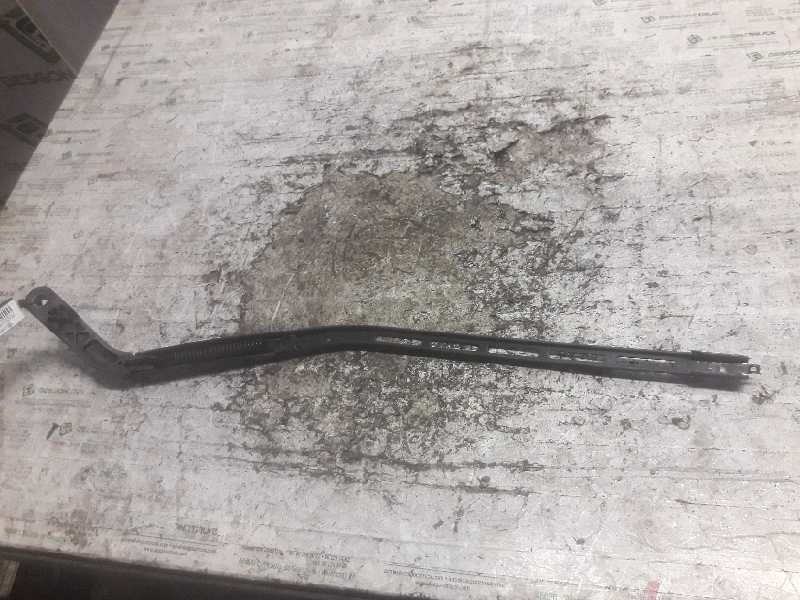 Recambio de brazo limpia delantero derecho para citroen c4 berlina lx referencia OEM IAM 9650103880  