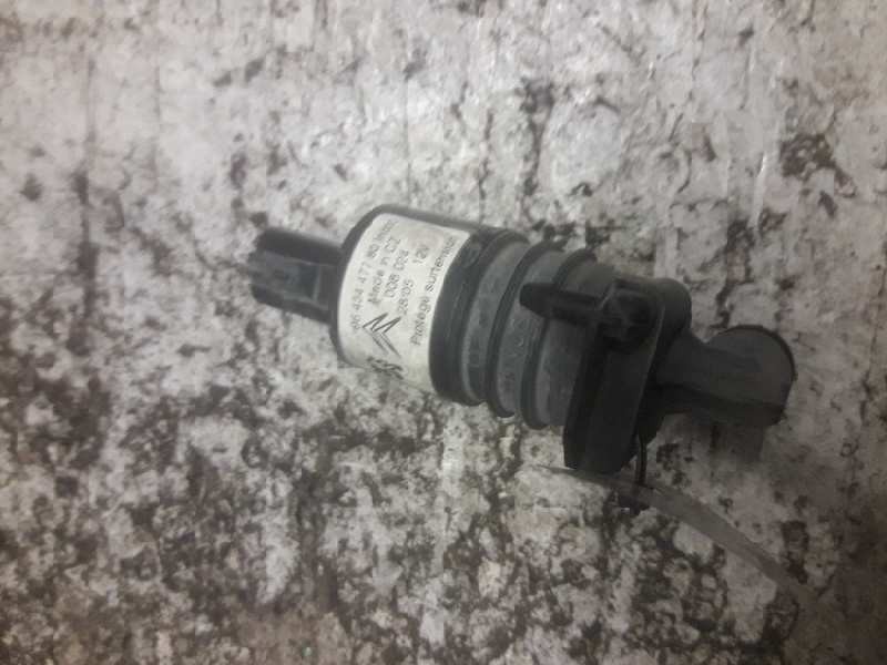 Recambio de bomba limpia para peugeot 407 st sport referencia OEM IAM 9643447780 2 PINS 