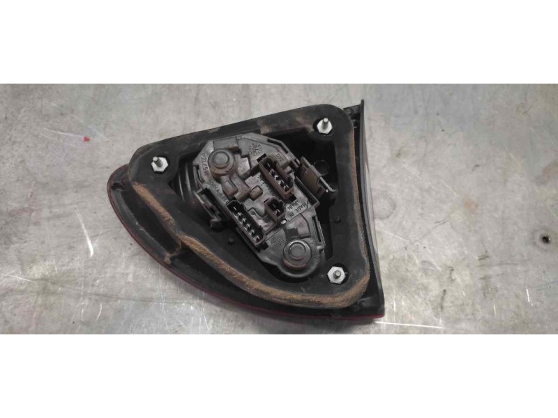 Recambio de piloto trasero izquierdo para seat leon (1m1) signo referencia OEM IAM   