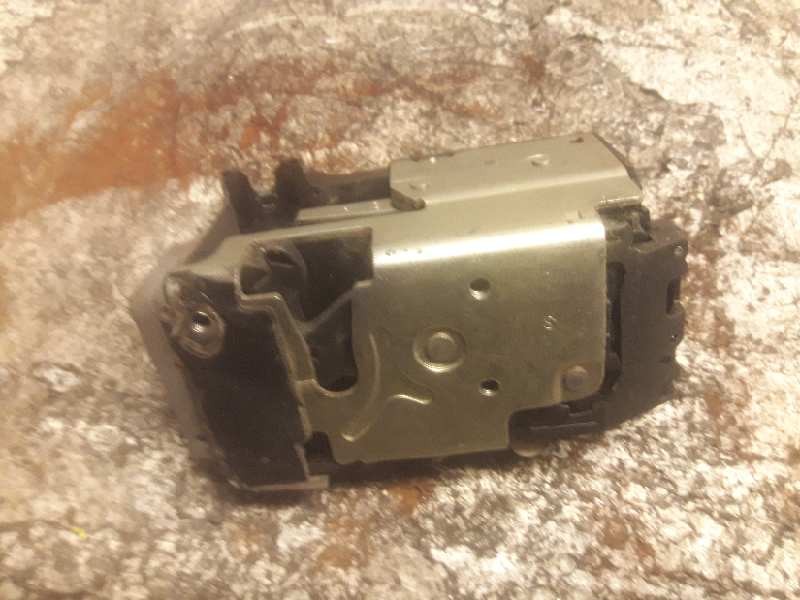 Recambio de cerradura puerta delantera izquierda para ford fiesta (cbk) ambiente referencia OEM IAM 2S6AA21813BG 8 PINS 