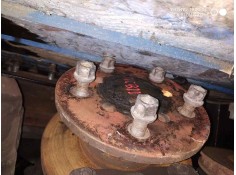 Recambio de buje delantero para nissan trade chasis cabina referencia OEM IAM   