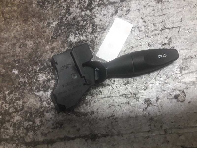 Recambio de mando intermitentes para ford fiesta (cbk) ambiente referencia OEM IAM 1S7T13335AE 10 PINS 