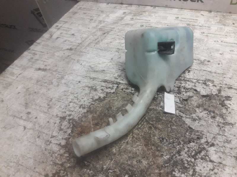 Recambio de deposito limpia para ford fiesta (cbk) ambiente referencia OEM IAM 2S6117618AH 2N1117618AH 