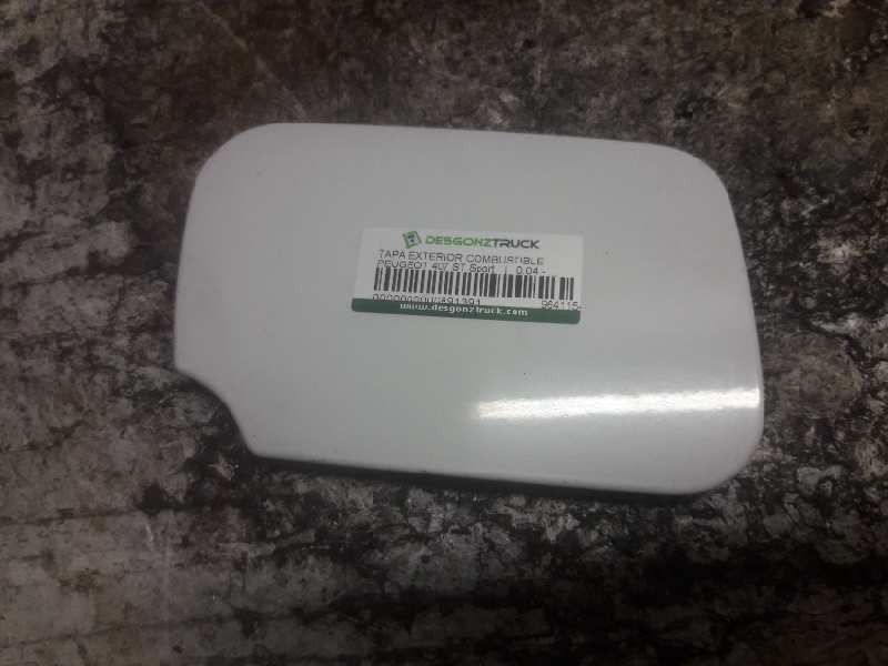 Recambio de tapa exterior combustible para peugeot 407 st sport referencia OEM IAM 9641154380  