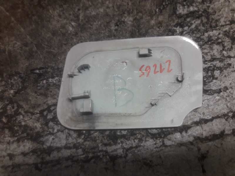 Recambio de tapa exterior combustible para peugeot 407 st sport referencia OEM IAM 9641154380  