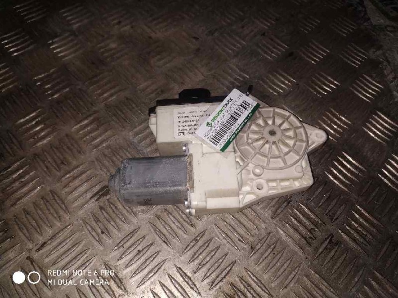 Recambio de motor elevalunas delantero izquierdo para man tgx 18.xxx referencia OEM IAM 81286016137  