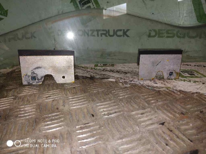 Recambio de luna delantera izquierda para man tgx 18.xxx referencia OEM IAM   