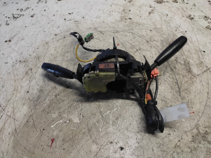 Recambio de mando multifuncion para kia carens 2.0 turbodiesel cat referencia OEM IAM   
