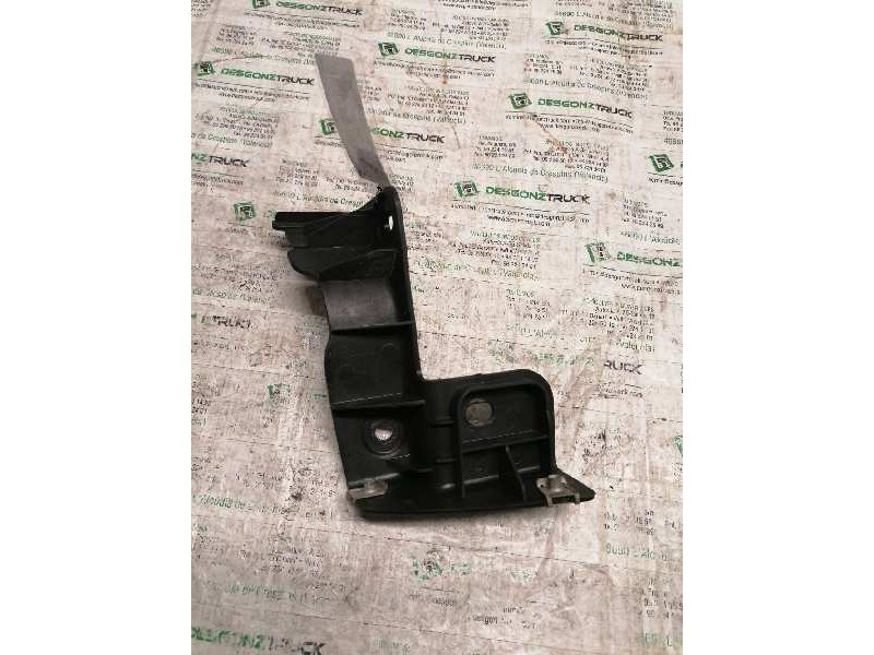 Recambio de soportes paragolpes para fiat fiorino referencia OEM IAM 1356400080  