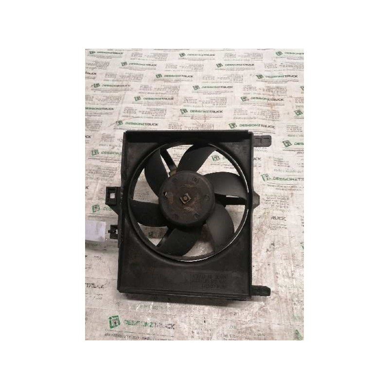 Recambio de electroventilador para smart fortwo coupe 0.9 turbo cat referencia OEM IAM 0003127V008 8240229 2 PINS