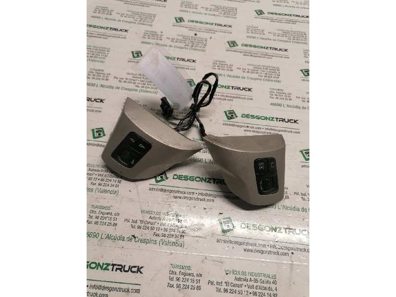Recambio de mando volante para opel corsa d ´´111 years´´ referencia OEM IAM 13222330  