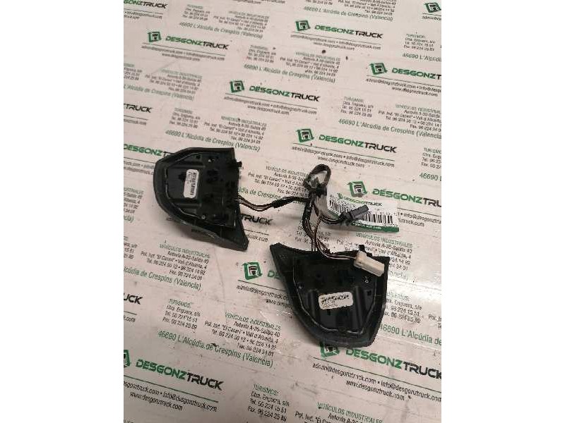Recambio de mando volante para opel corsa d ´´111 years´´ referencia OEM IAM 13222330  