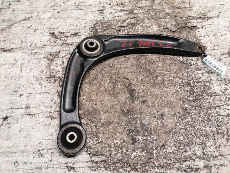 Recambio de brazo suspension inferior delantero izquierdo para peugeot partner kombi access referencia OEM IAM 557452  