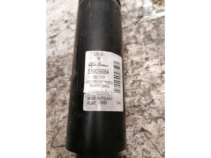 Recambio de amortiguador trasero para fiat fiorino referencia OEM IAM 51929884  