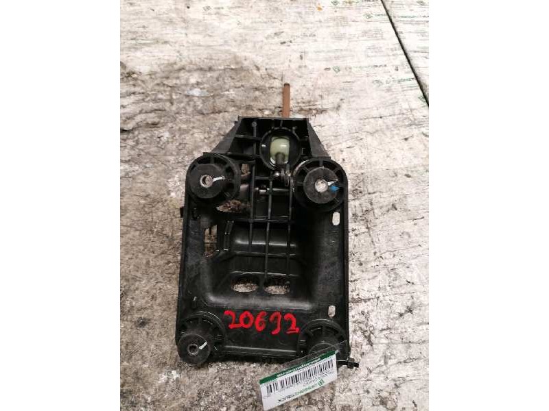 Recambio de palanca cambio para citroen c4 berlina collection referencia OEM IAM 9688691580  