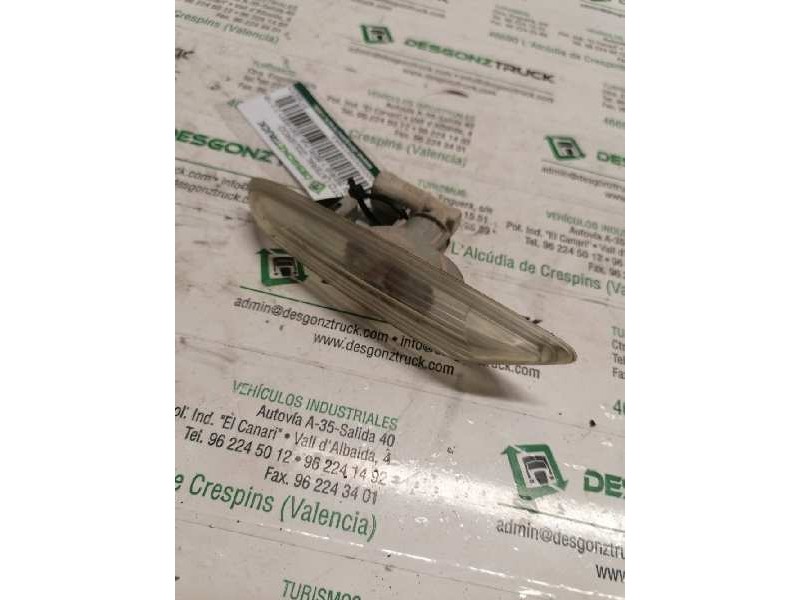 Recambio de piloto lateral izquierdo para bmw serie 1 berlina (e81/e87) 118d referencia OEM IAM  2 PINS 