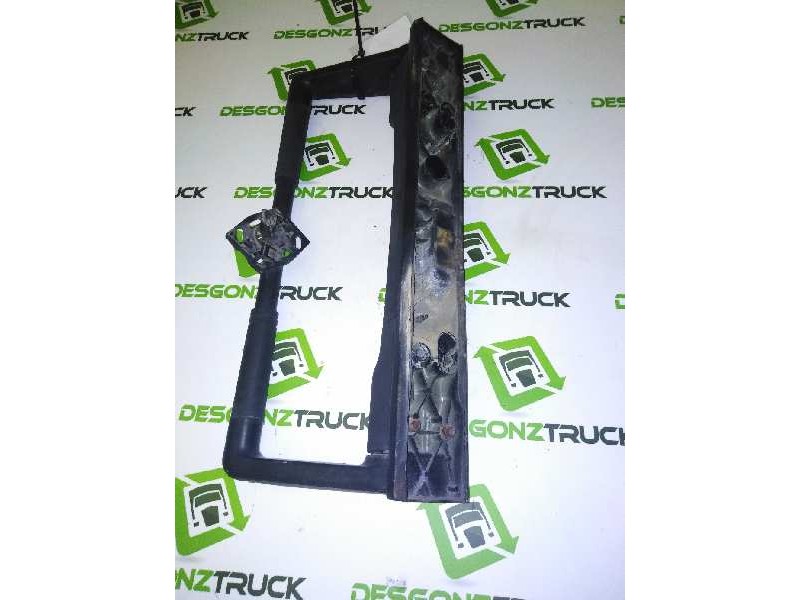 Recambio de brazo retrovisor izquierdo para renault magnum e-tech 2000  fas gv 4 x 2 larga distancia referencia OEM IAM   