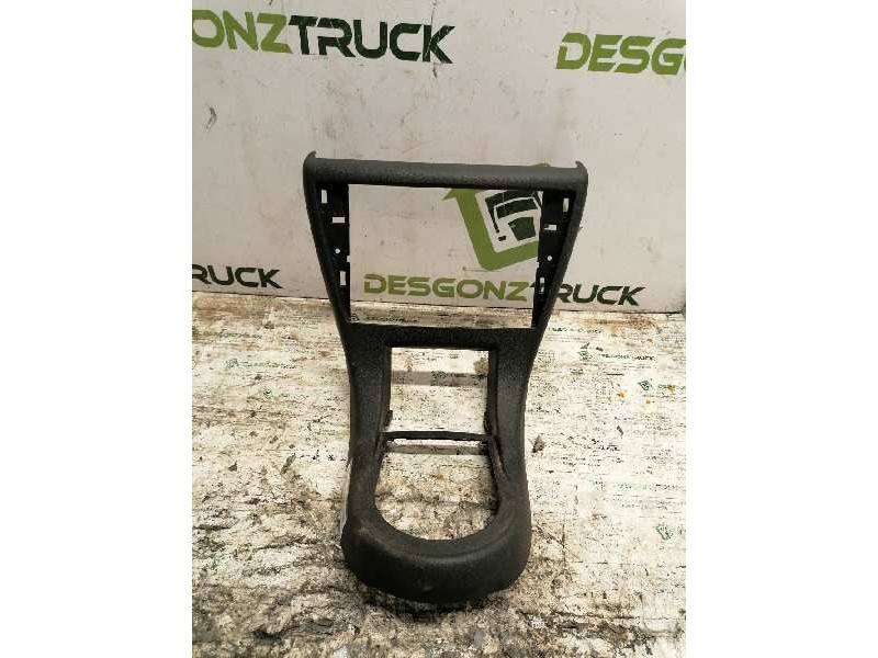 Recambio de guarnecidos palanca cambio para citroen c4 berlina referencia OEM IAM 9646338577  