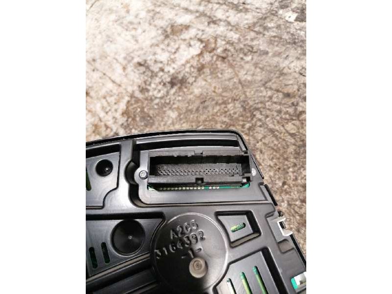 Recambio de cuadro instrumentos para opel zafira b cosmo referencia OEM IAM 13225988  