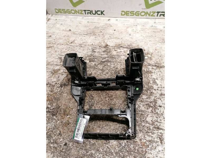 Recambio de guarnecidos consola de mandos para opel zafira b cosmo referencia OEM IAM 13162556  