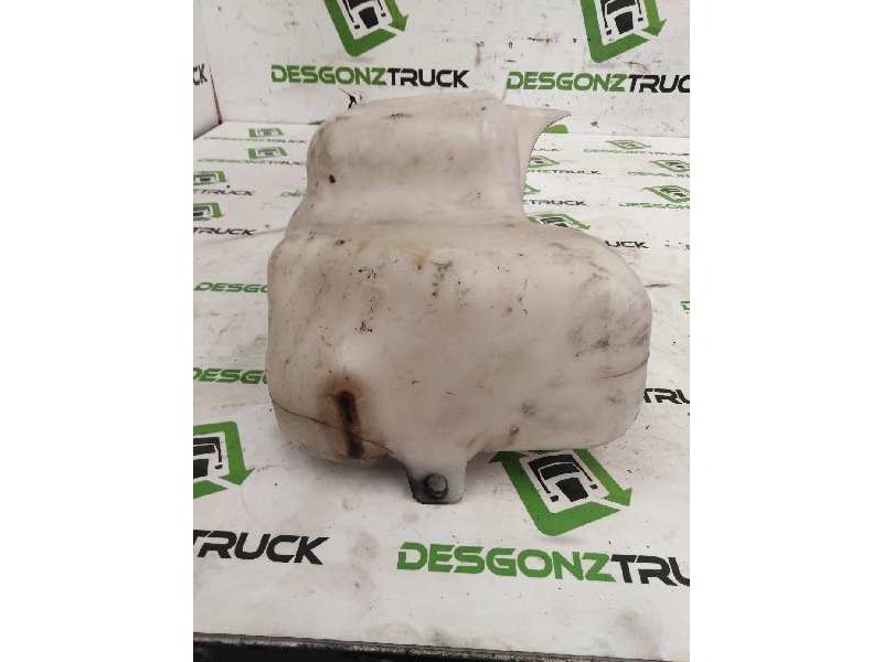Recambio de deposito limpia para iveco daily caja cerrada (2006 =>) referencia OEM IAM   